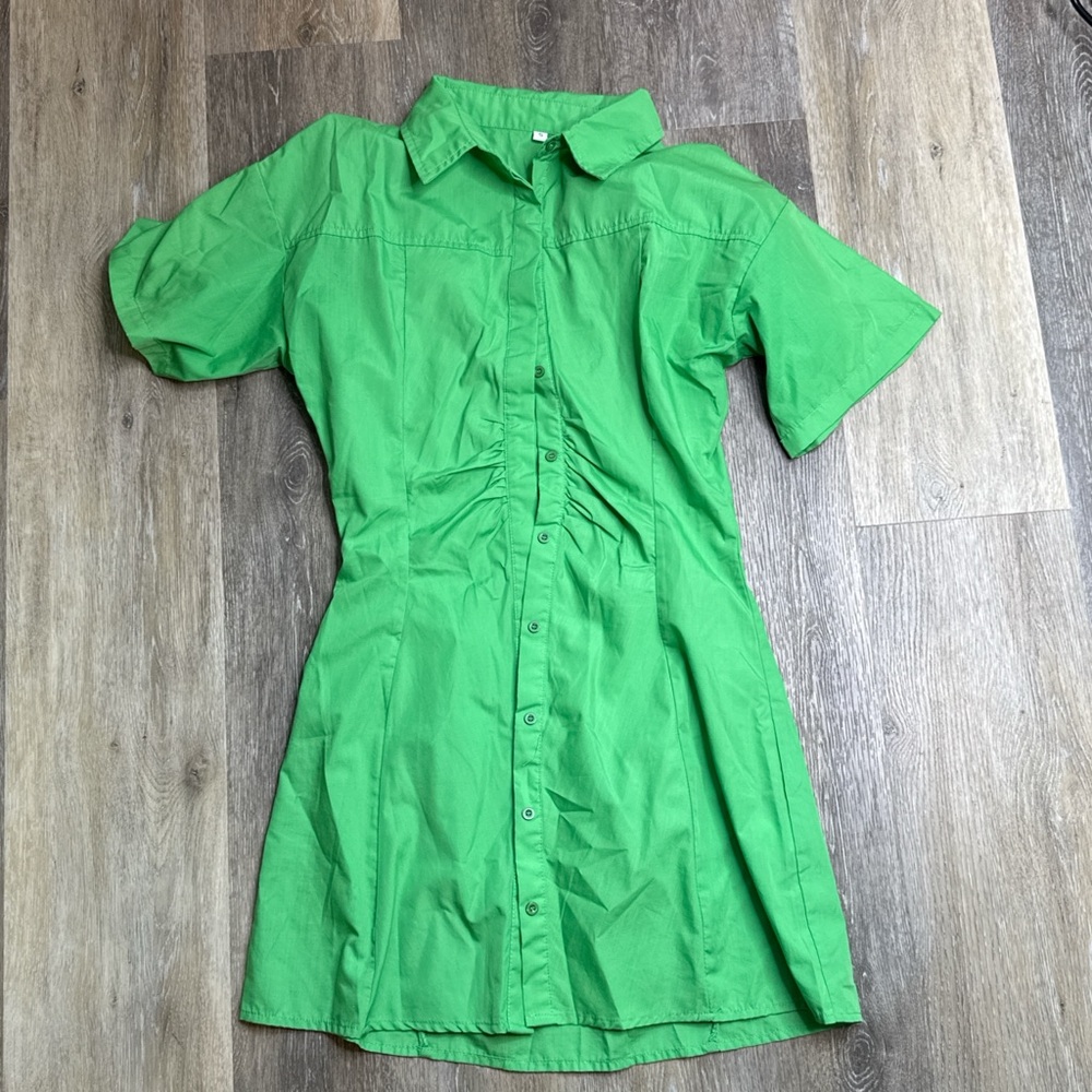 SHEIN Green Button-Up Dress